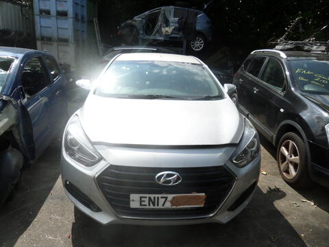 Breaking Hyundai I30 for spares #1