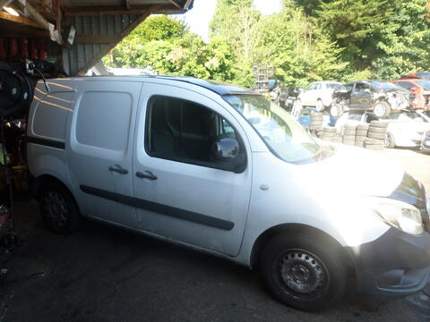 Breaking Mercedes Van for spares #1