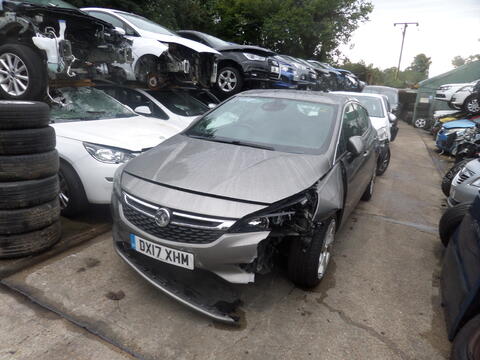 Breaking Vauxhall Astra 2014 for spares #1