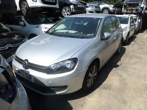 Breaking Volkswagen Golf 12 for spares #1