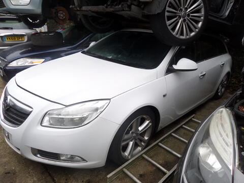 Breaking Vauxhall Insignia Est for spares #2
