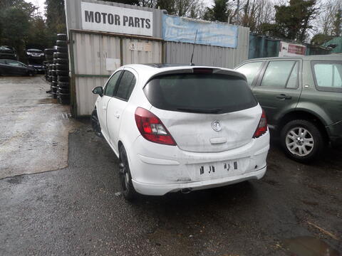 Breaking Vauxhall Corsa 2014 for spares #2