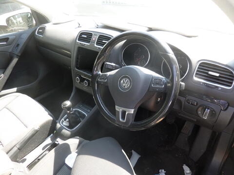 Breaking Volkswagen Golf 12 for spares #2