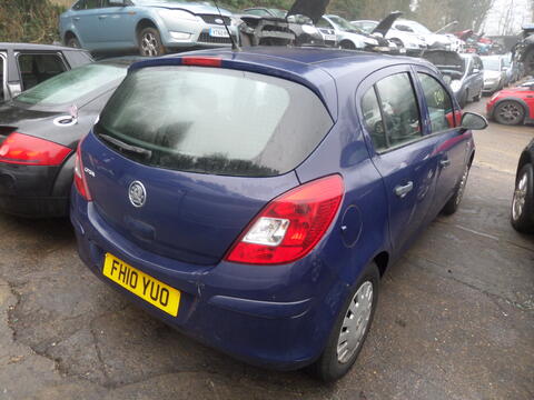 Breaking Vauxhall Corsa D 2010 for spares #3