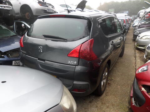 Breaking Peugeot 3008 2009 for spares #3