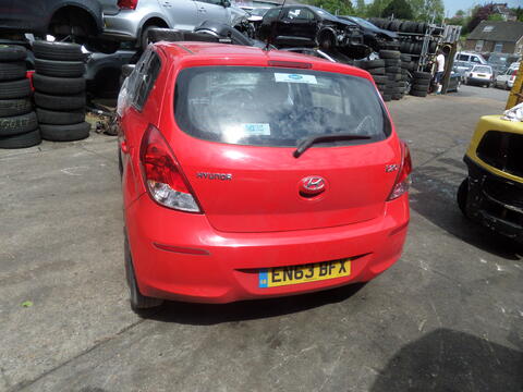Breaking Hyundai 2013 i20 for spares #3
