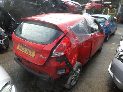 Breaking Ford Fiesta 2015 for spares #3