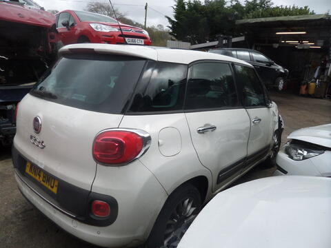 Breaking Fiat 500 L for spares #3