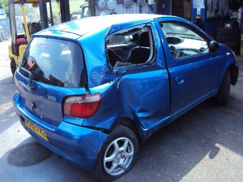 Breaking Toyota Yaris for spares #4