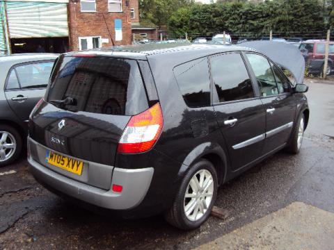Breaking Renault Scenic 1.9 dci for spares #4