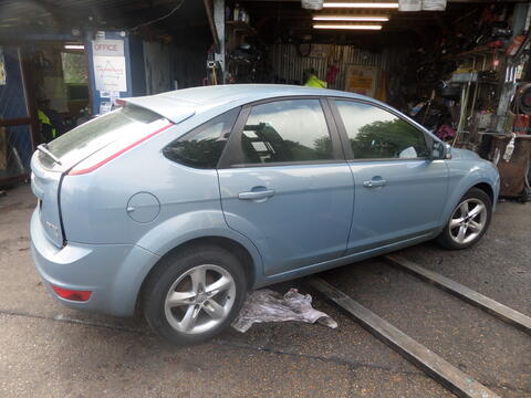 Breaking Ford Focus 2009 for spares #4